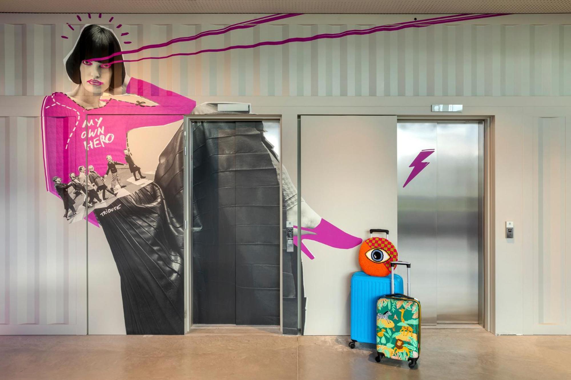 Moxy Antwerp Hotel Ngoại thất bức ảnh