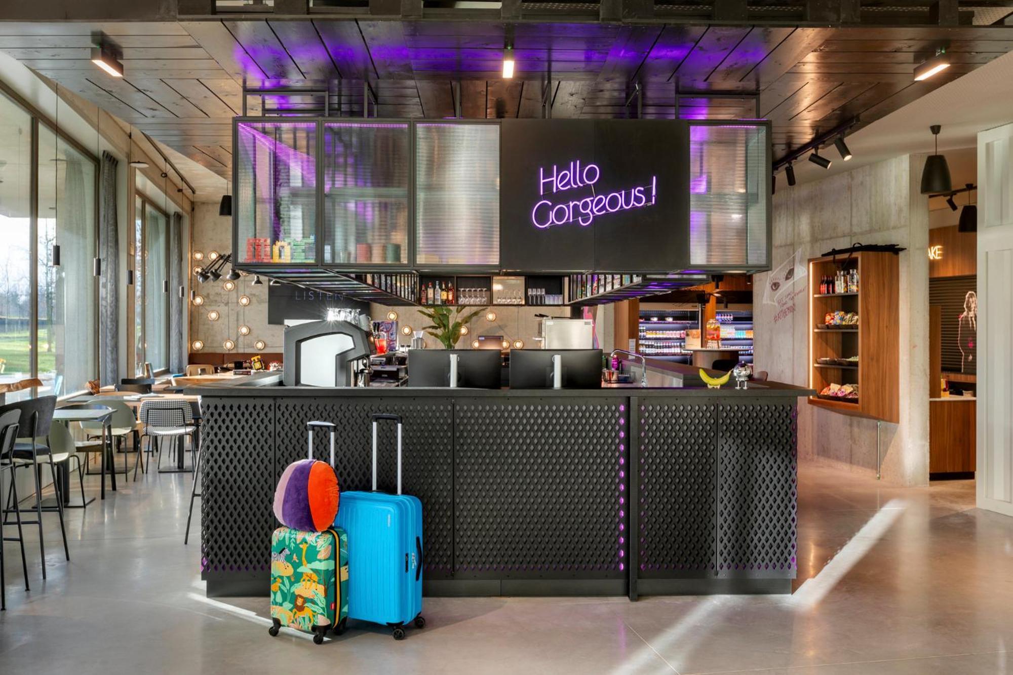 Moxy Antwerp Hotel Ngoại thất bức ảnh