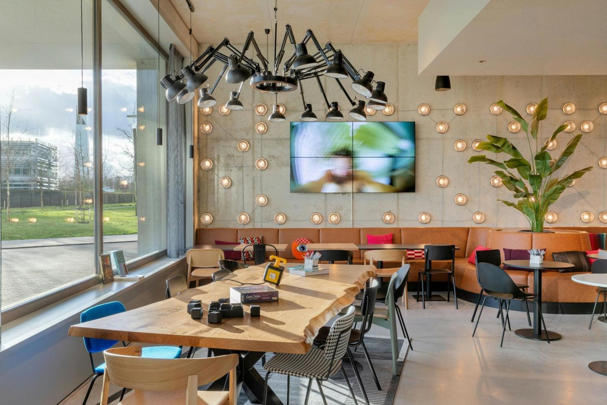 Moxy Antwerp Hotel Ngoại thất bức ảnh