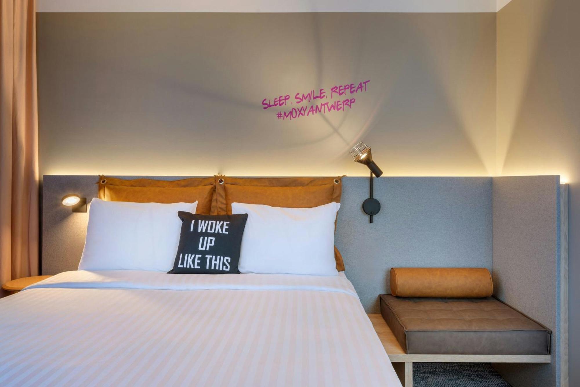 Moxy Antwerp Hotel Ngoại thất bức ảnh
