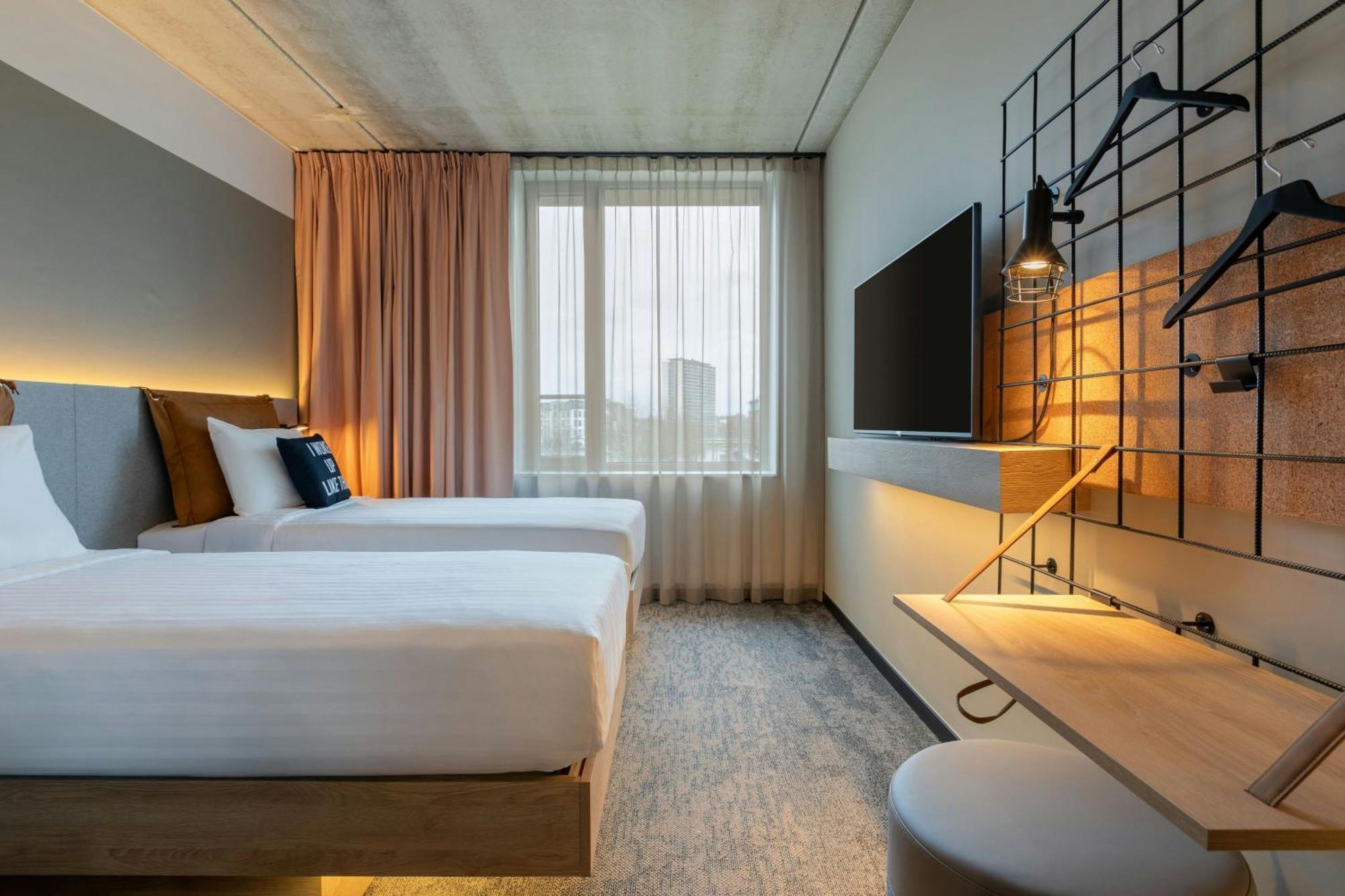 Moxy Antwerp Hotel Ngoại thất bức ảnh